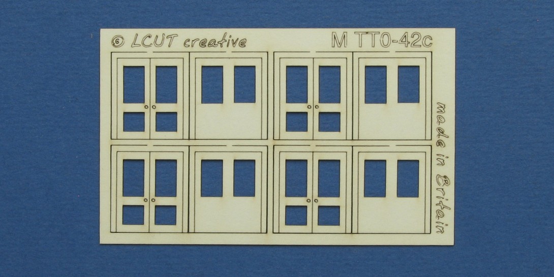 M TT0-42c TT:120 kit of 4 double doors type 2 Kit of 4 double doors type 2. Designed in 2 layers with an outer frame/margin. Made from 0.35mm paper.
